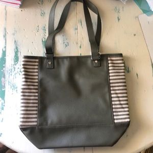 Color Block Tote Thirty-One gently used